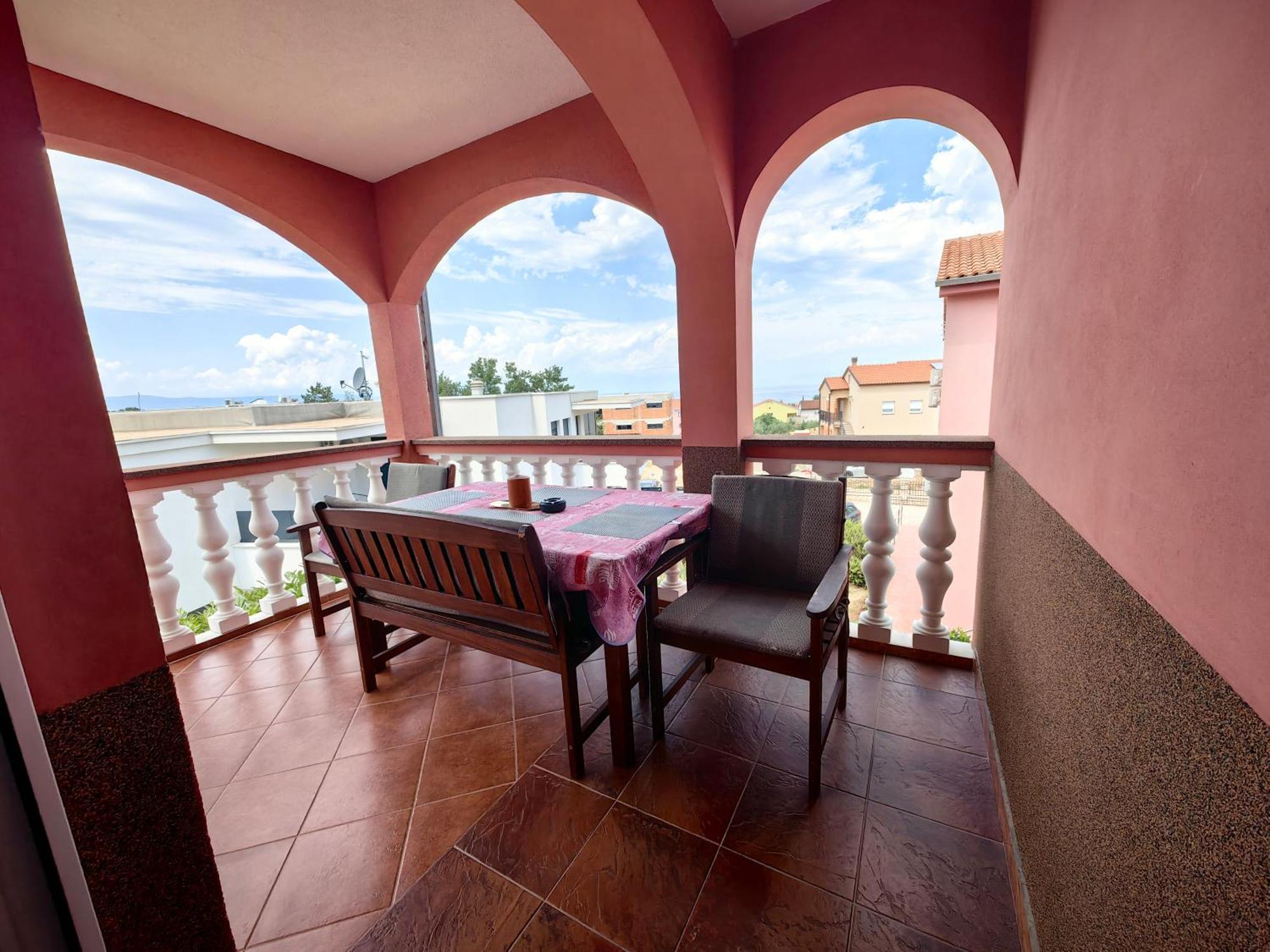 Apartments Lea With Pool Malinska Exterior foto