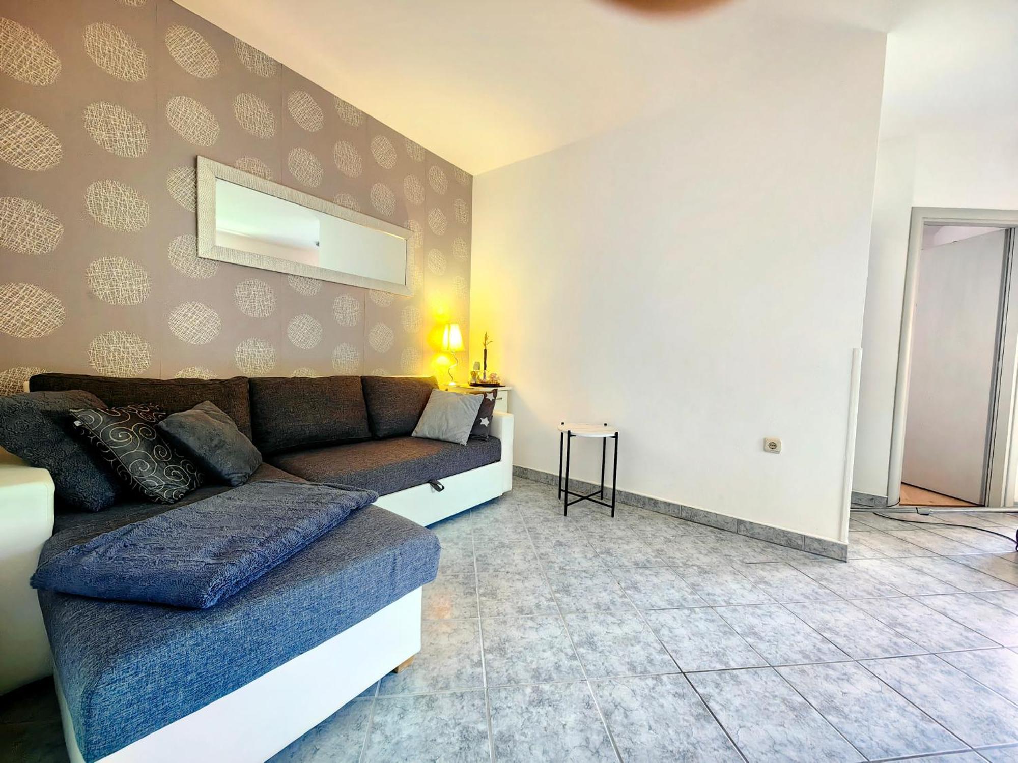 Apartments Lea With Pool Malinska Exterior foto